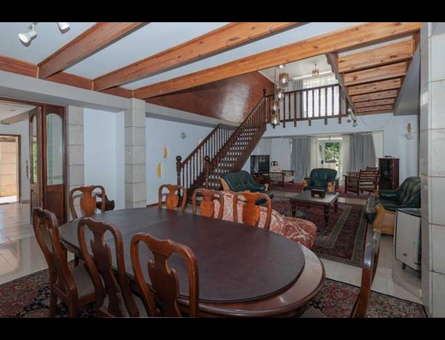 6 BEDROOM HOUSE FOR SALE IN MORELETAPARK